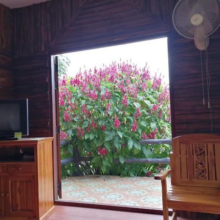 Indah Garden Hill Resort Пхетчабун Екстер'єр фото
