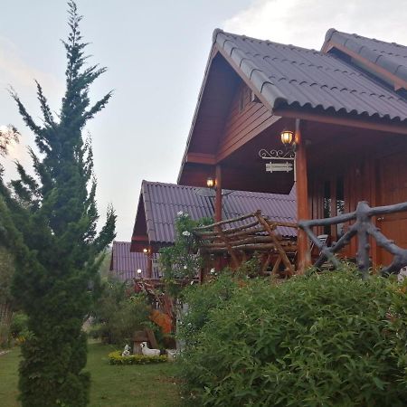 Indah Garden Hill Resort Пхетчабун Екстер'єр фото