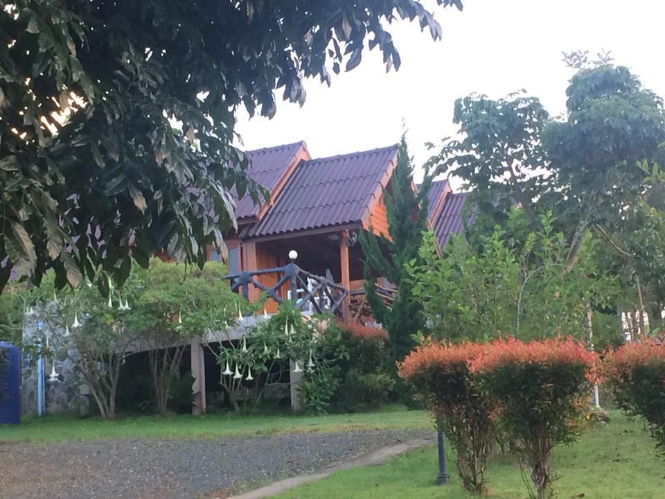 Indah Garden Hill Resort Пхетчабун Екстер'єр фото