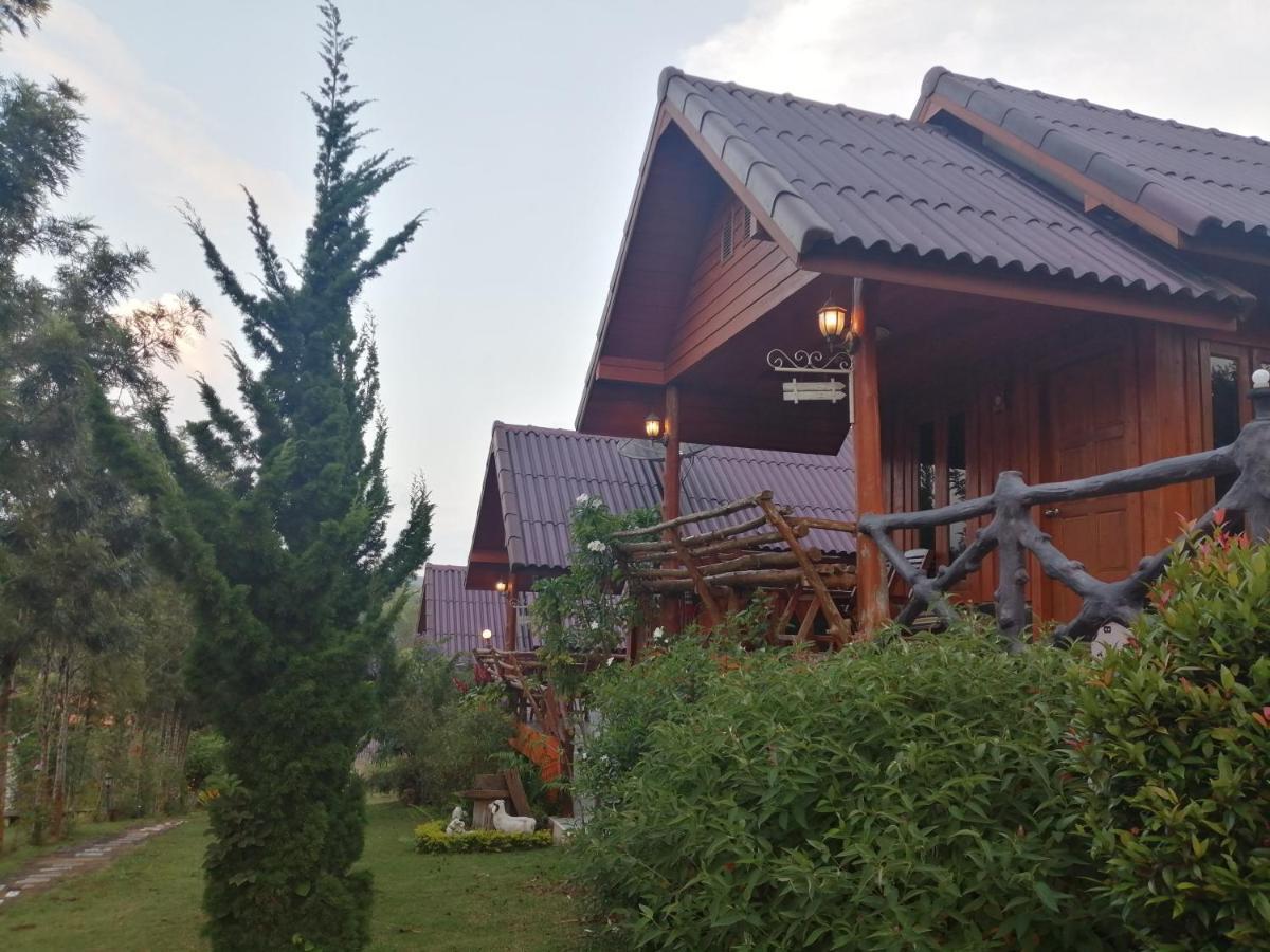 Indah Garden Hill Resort Пхетчабун Екстер'єр фото